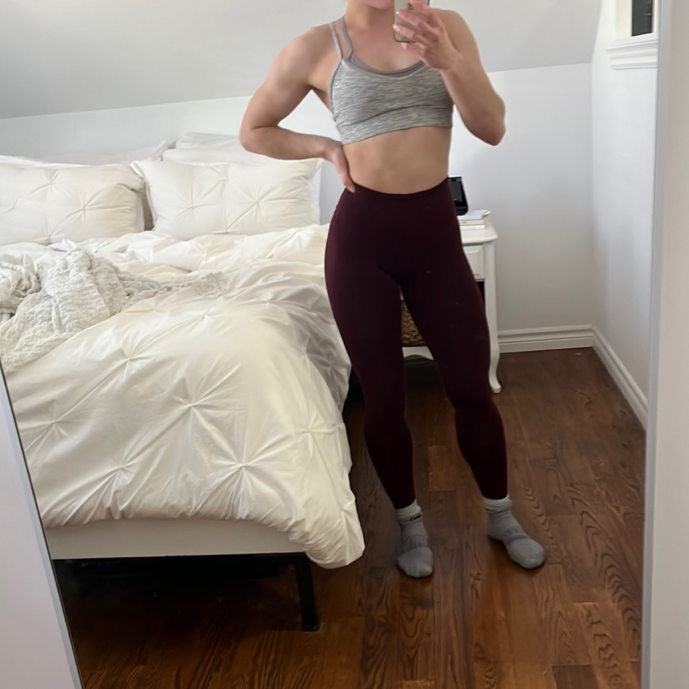 Lululemon Burgundy Wunder Trains